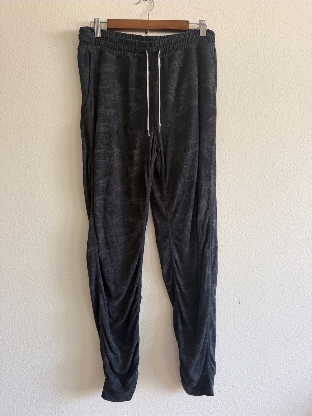Vuori Camo Jogger Pants
